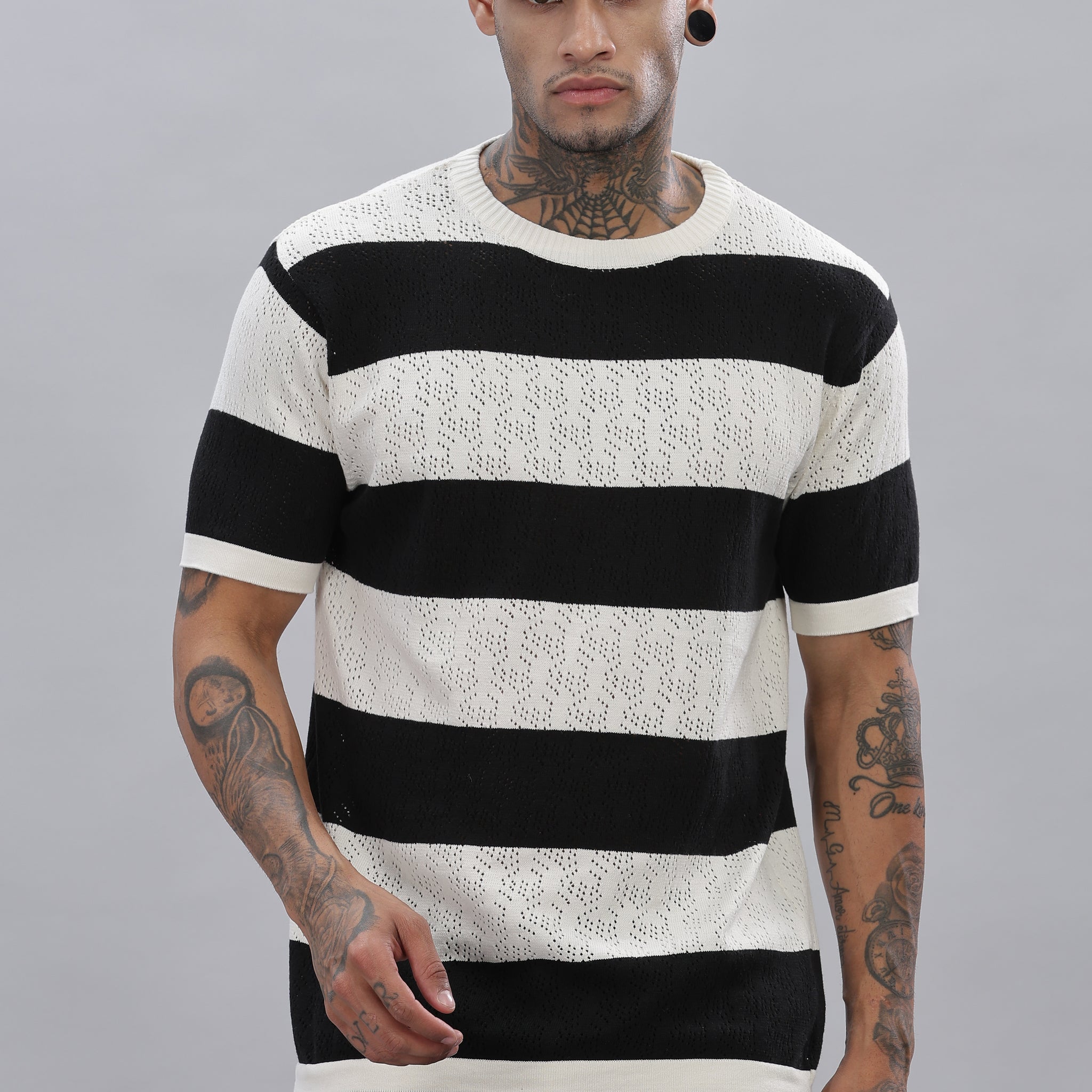 Knitted Round Neck Black Striped T-Shirt