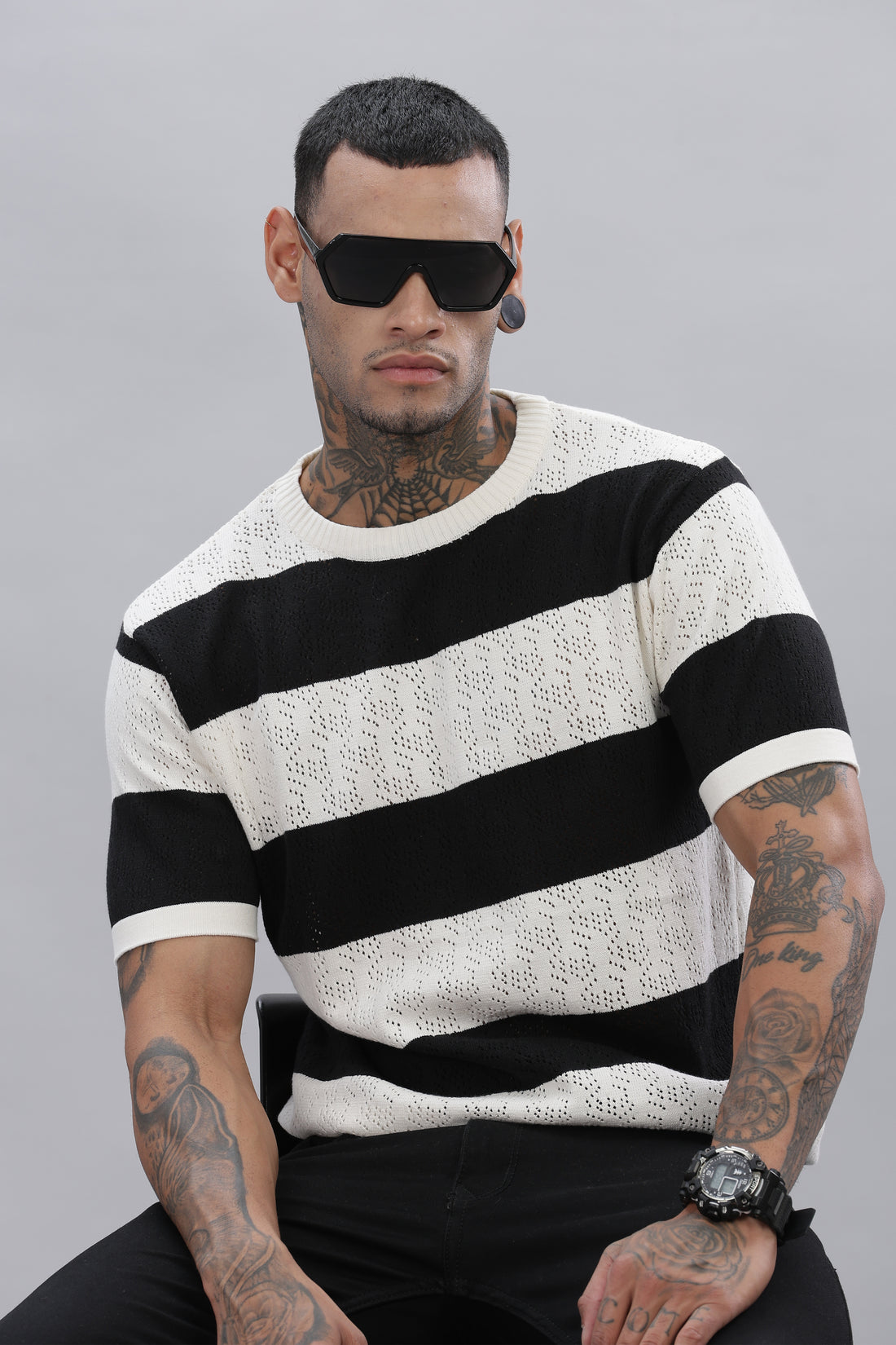 Knitted Round Neck Black Striped T-Shirt